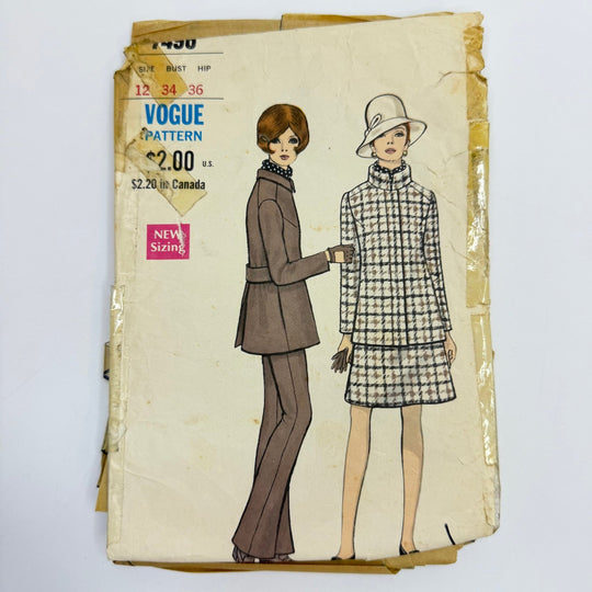 Sewing Pattern - Womenswear - Vogue 7490 - True Deadstock supplies Fabric by private - Sustainable Textile | FABCYCLE