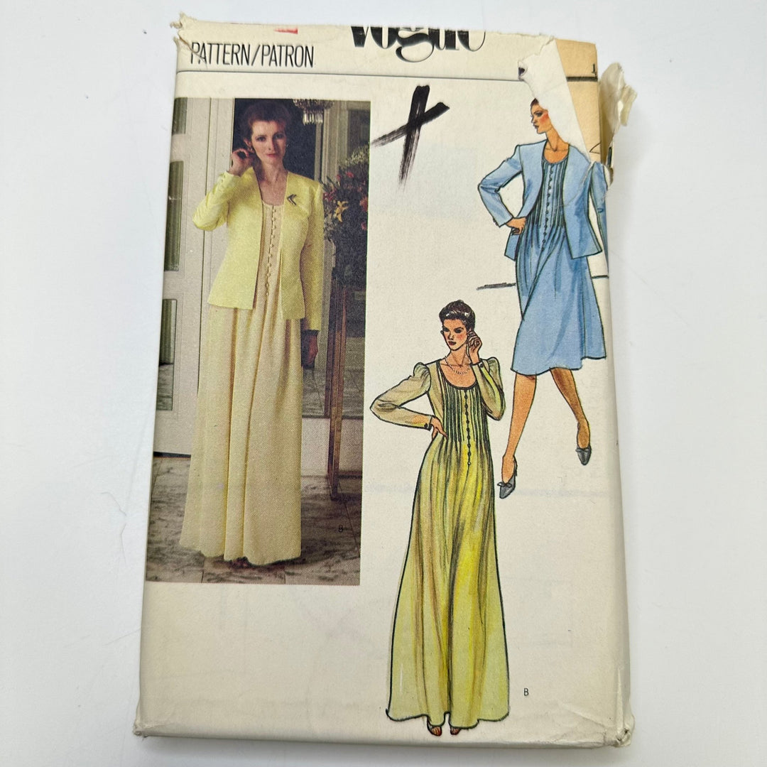 Sewing Pattern - Womenswear - Vogue 7992 - True Deadstock supplies Fabric by private - Sustainable Textile | FABCYCLE