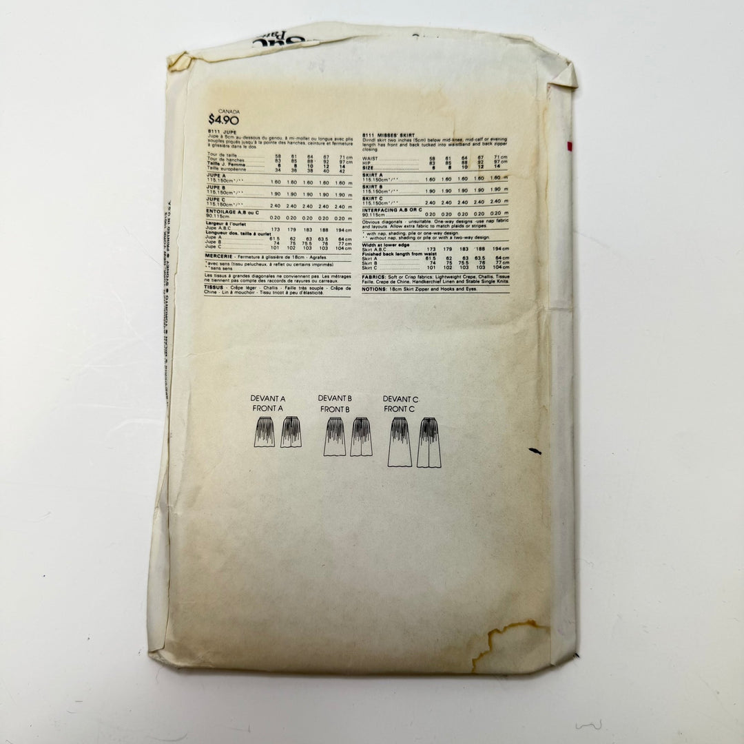 Sewing Pattern - Womenswear - Vogue 8111 - True Deadstock supplies Fabric by private - Sustainable Textile | FABCYCLE