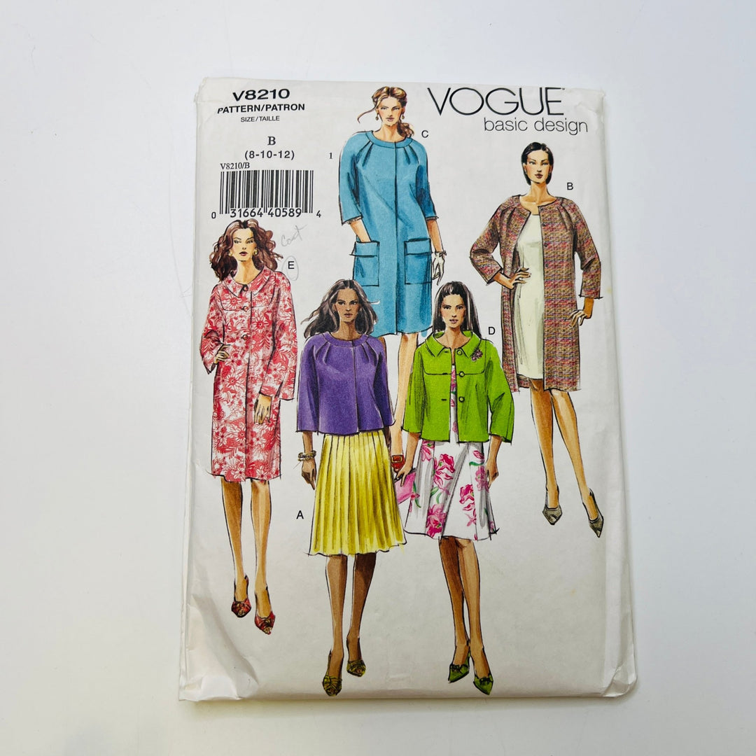 Sewing Pattern - Womenswear - Vogue 8210 - True Deadstock supplies Fabric by private - Sustainable Textile | FABCYCLE