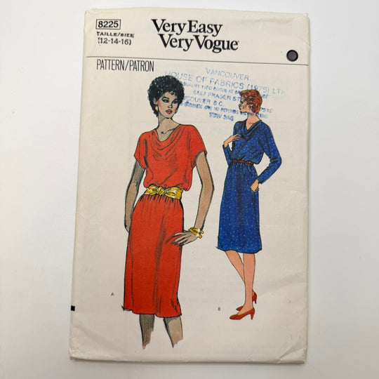 Sewing Pattern - Womenswear - Vogue 8225 - True Deadstock supplies Fabric by private - Sustainable Textile | FABCYCLE