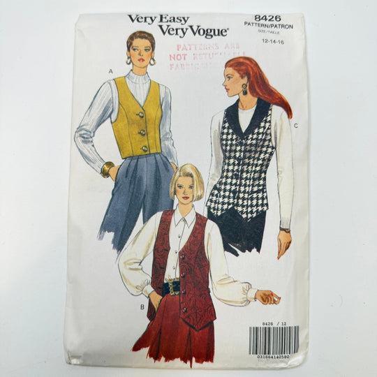 Sewing Pattern - Womenswear - Vogue 8426 - True Deadstock supplies Fabric by private - Sustainable Textile | FABCYCLE
