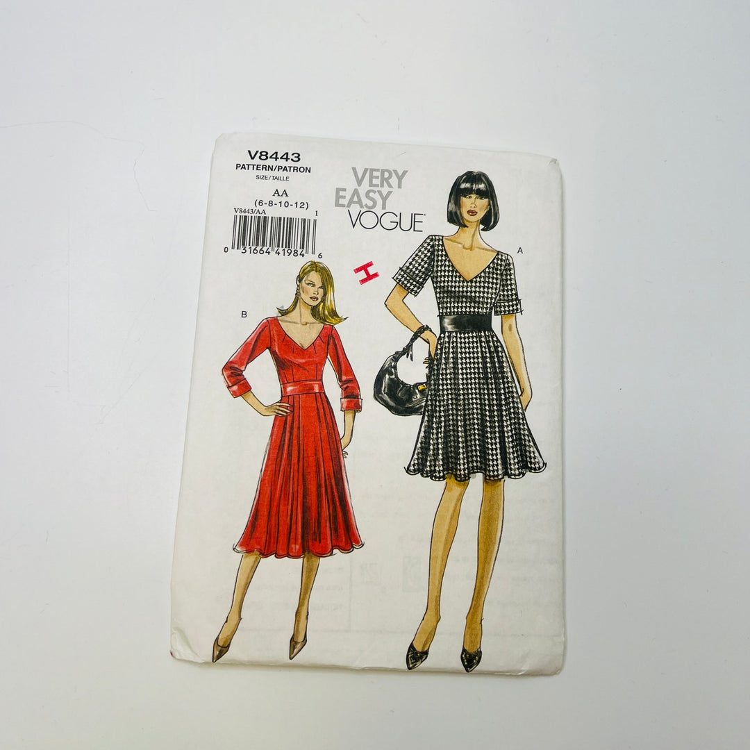 Sewing Pattern - Womenswear - Vogue 8443 - True Deadstock supplies Fabric by private - Sustainable Textile | FABCYCLE