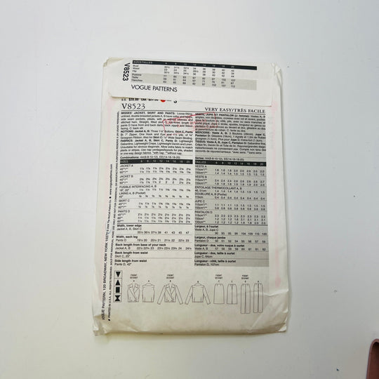 Sewing Pattern - Womenswear - Vogue 8523 - True Deadstock supplies Fabric by private - Sustainable Textile | FABCYCLE