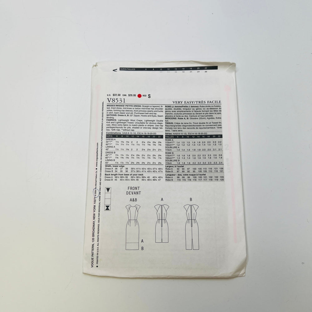 Sewing Pattern - Womenswear - Vogue 8531 - True Deadstock supplies Fabric by private - Sustainable Textile | FABCYCLE