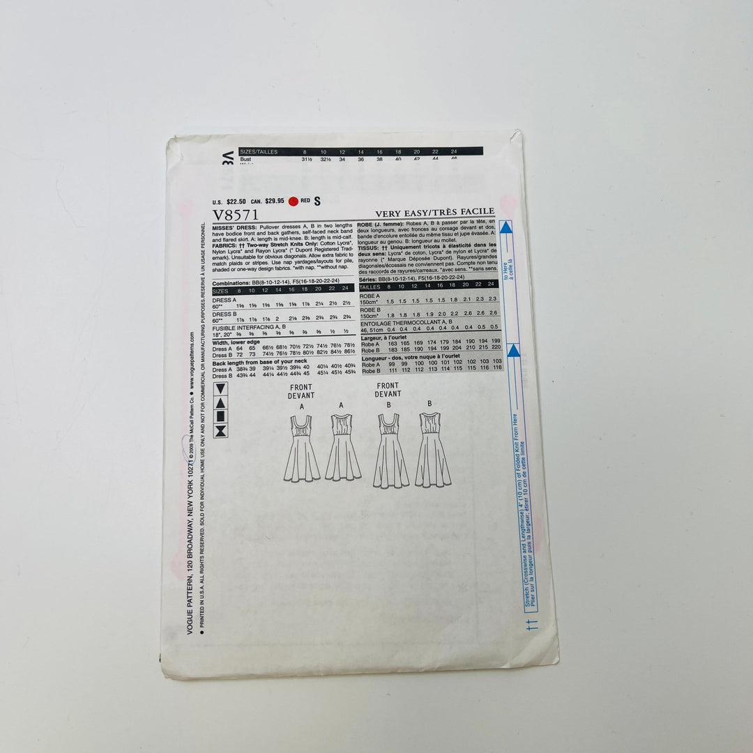 Sewing Pattern - Womenswear - Vogue 8571 - True Deadstock supplies Fabric by private - Sustainable Textile | FABCYCLE