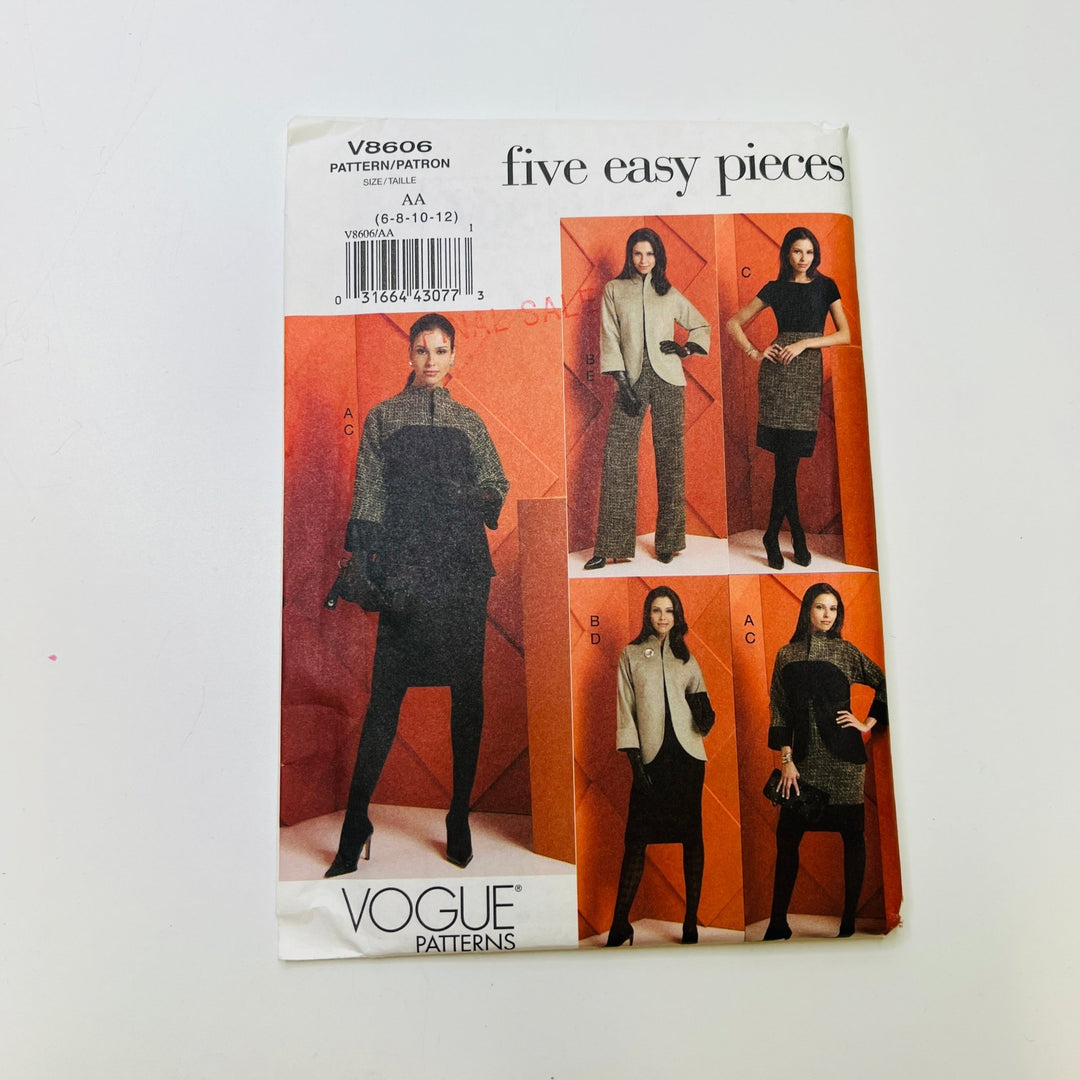 Sewing Pattern - Womenswear - Vogue 8606 - True Deadstock supplies Fabric by private - Sustainable Textile | FABCYCLE