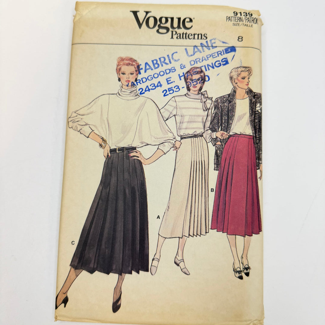 Sewing Pattern - Womenswear - Vogue 9139 - True Deadstock supplies Fabric by private - Sustainable Textile | FABCYCLE