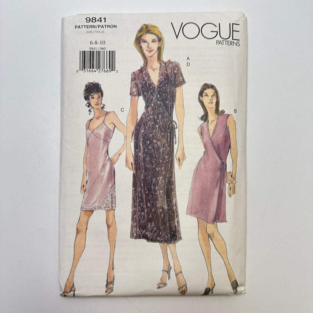 Sewing Pattern - Womenswear - Vogue 9841 - True Deadstock supplies Fabric by private - Sustainable Textile | FABCYCLE