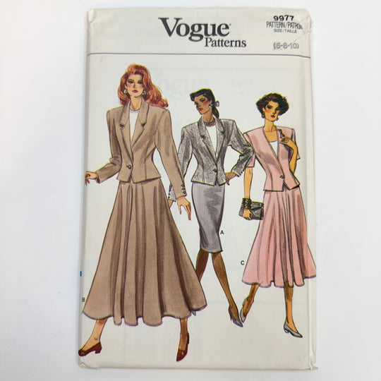 Sewing Pattern - Womenswear - Vogue 9977 - True Deadstock supplies Fabric by private - Sustainable Textile | FABCYCLE