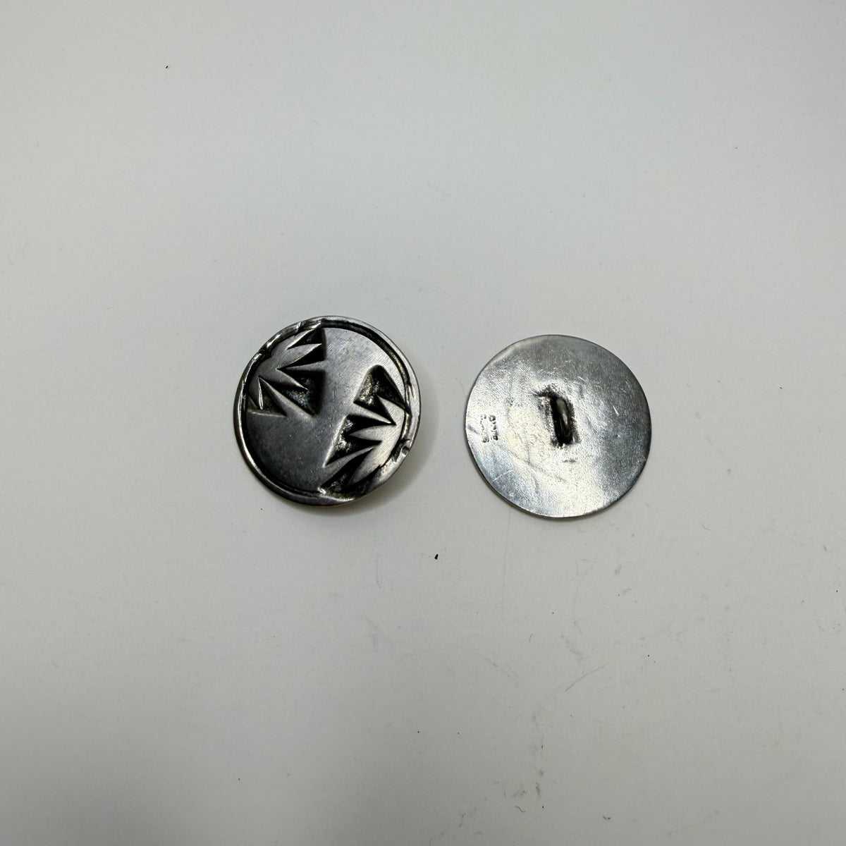 Shank Button - 35MM Metal - Silver - True Deadstock supplies Fabric by private - Sustainable Textile | FABCYCLE