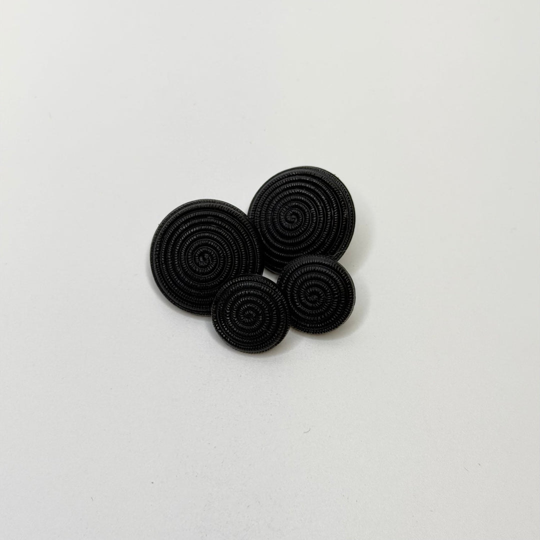 Shank Button - Plastic - Black - 4 Pack - True Deadstock supplies Fabric by private - Sustainable Textile | FABCYCLE