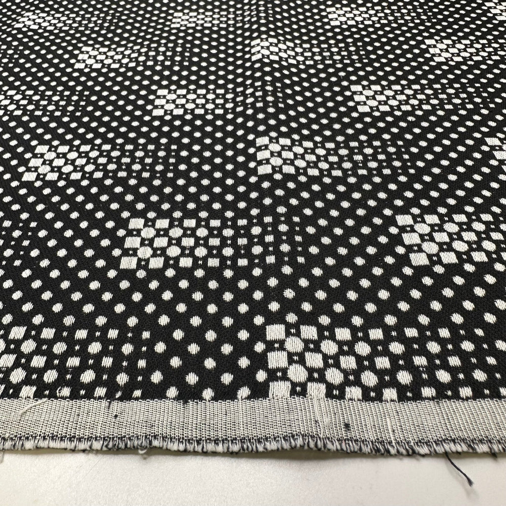 Shifting Sands Of Time - Jacquard Cotton Blend Woven - White/Black Geometric - 1.65M Bundle - True Deadstock fabric Fabric by private - Sustainable Textile | FABCYCLE