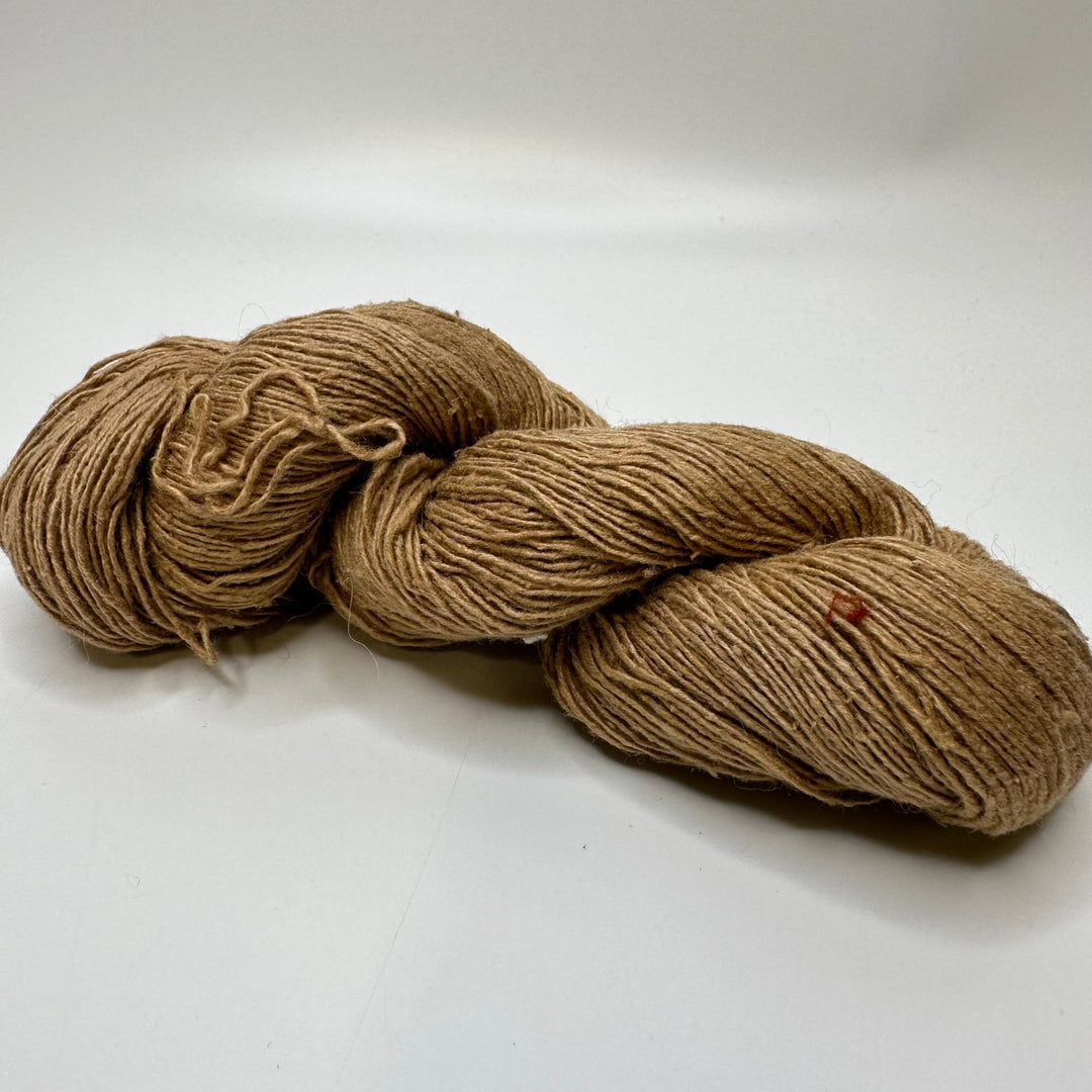 Silk Yarn Yarn - Beige - Individual - True Deadstock supplies Fabric by private - Sustainable Textile | FABCYCLE