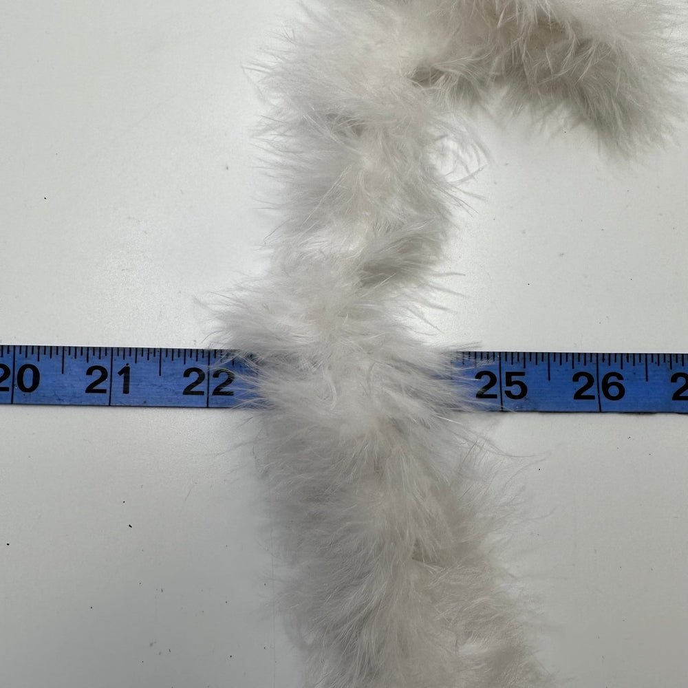 Small Marabou Boa Feathers - White - Individual - True Deadstock supplies Fabric by private - Sustainable Textile | FABCYCLE