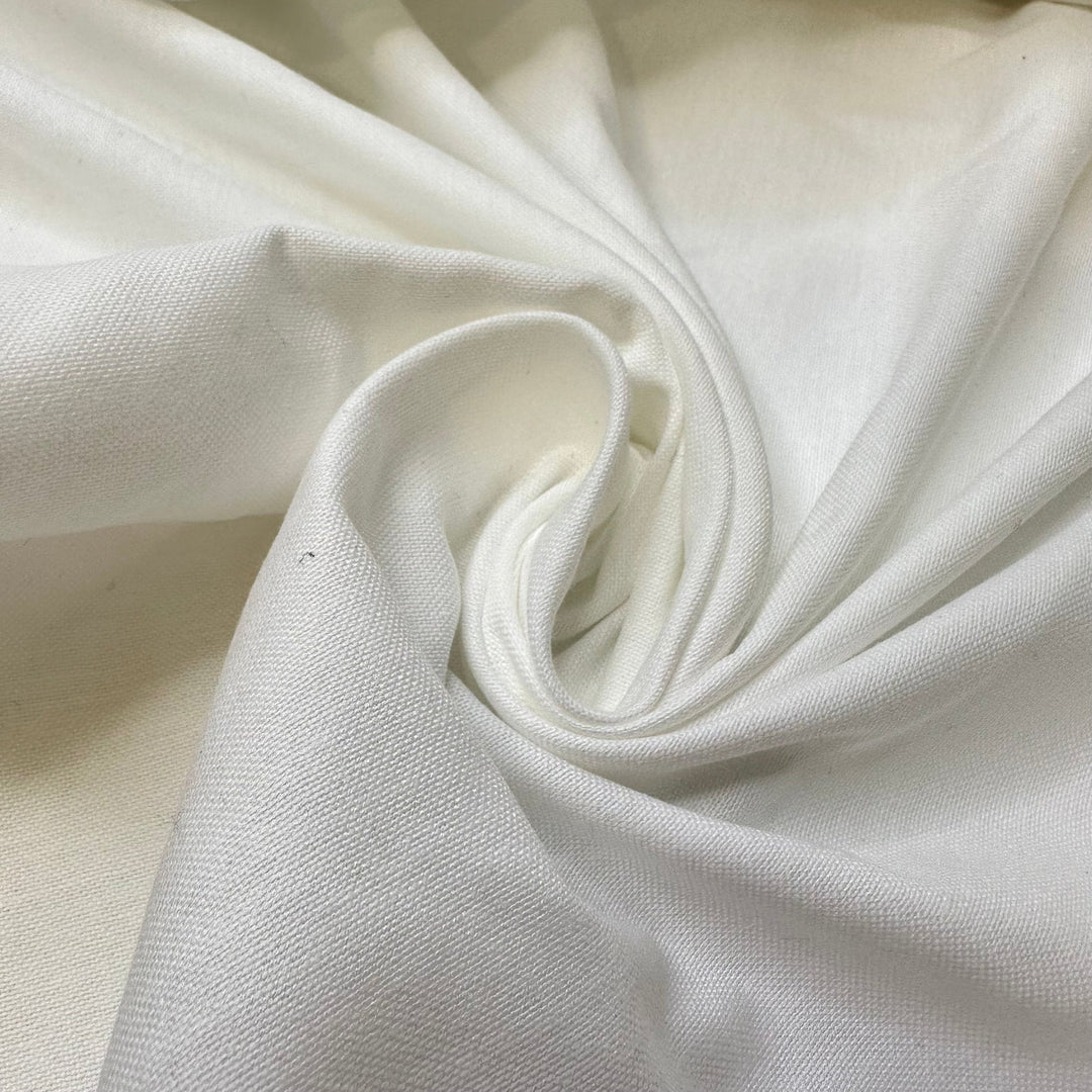 Snow Snow Snow - Cotton Woven - White - 4M Bundle - True Deadstock fabric Fabric by private - Sustainable Textile | FABCYCLE