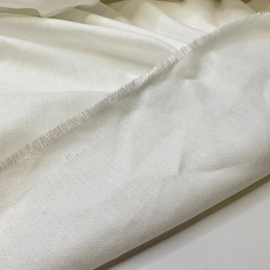 Snow Snow Snow - Cotton Woven - White - 4M Bundle - True Deadstock fabric Fabric by private - Sustainable Textile | FABCYCLE