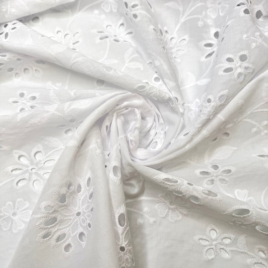 Start The Day Right - Islet Cotton Woven - White Floral - 2M Bundle - True Deadstock fabric Fabric by private - Sustainable Textile | FABCYCLE