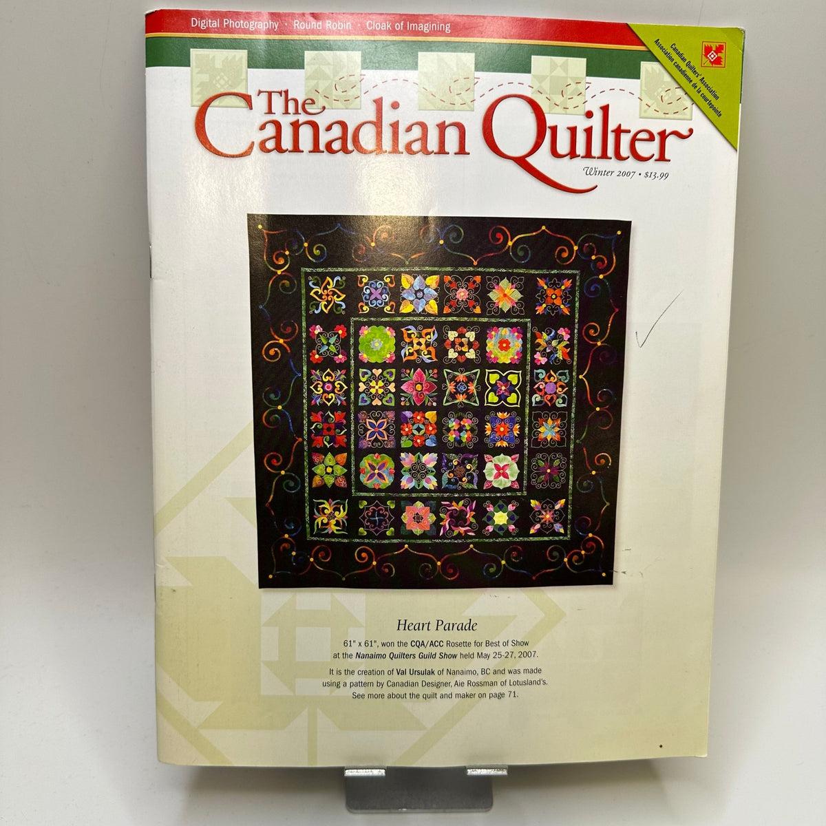The Canadian Quilter Winter 2007 Books - Cream/Black - Individual - True Deadstock supplies Fabric by private - Sustainable Textile | FABCYCLE