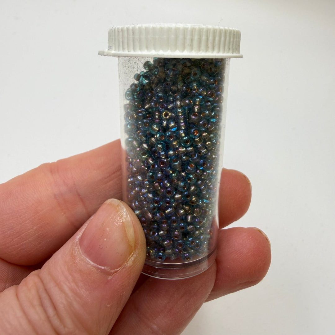 Tiny Metallic Chromed Seed Beads Beads - Blue/Purple - 400 Pack - True Deadstock supplies Fabric by private - Sustainable Textile | FABCYCLE