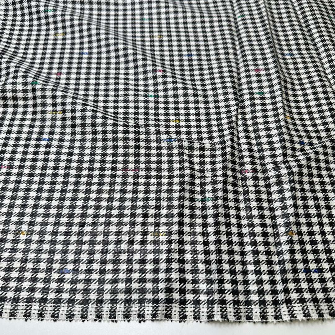 UB - Teaching Colours - Colour Slub Houndstooth Poly/Rayon Woven - White/Black Houndstooth - 1.5M Bundle - True Deadstock fabric Fabric by private - Sustainable Textile | FABCYCLE