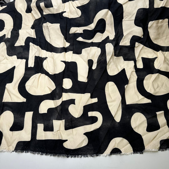 UB - What You Want It To Be - Tencel Woven - Cream/Black Geometric - 2.6M Bundle - True Deadstock fabric Fabric by private - Sustainable Textile | FABCYCLE