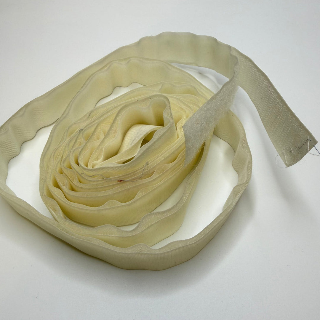 Velcro - White - Individual - True Deadstock supplies Fabric by private - Sustainable Textile | FABCYCLE