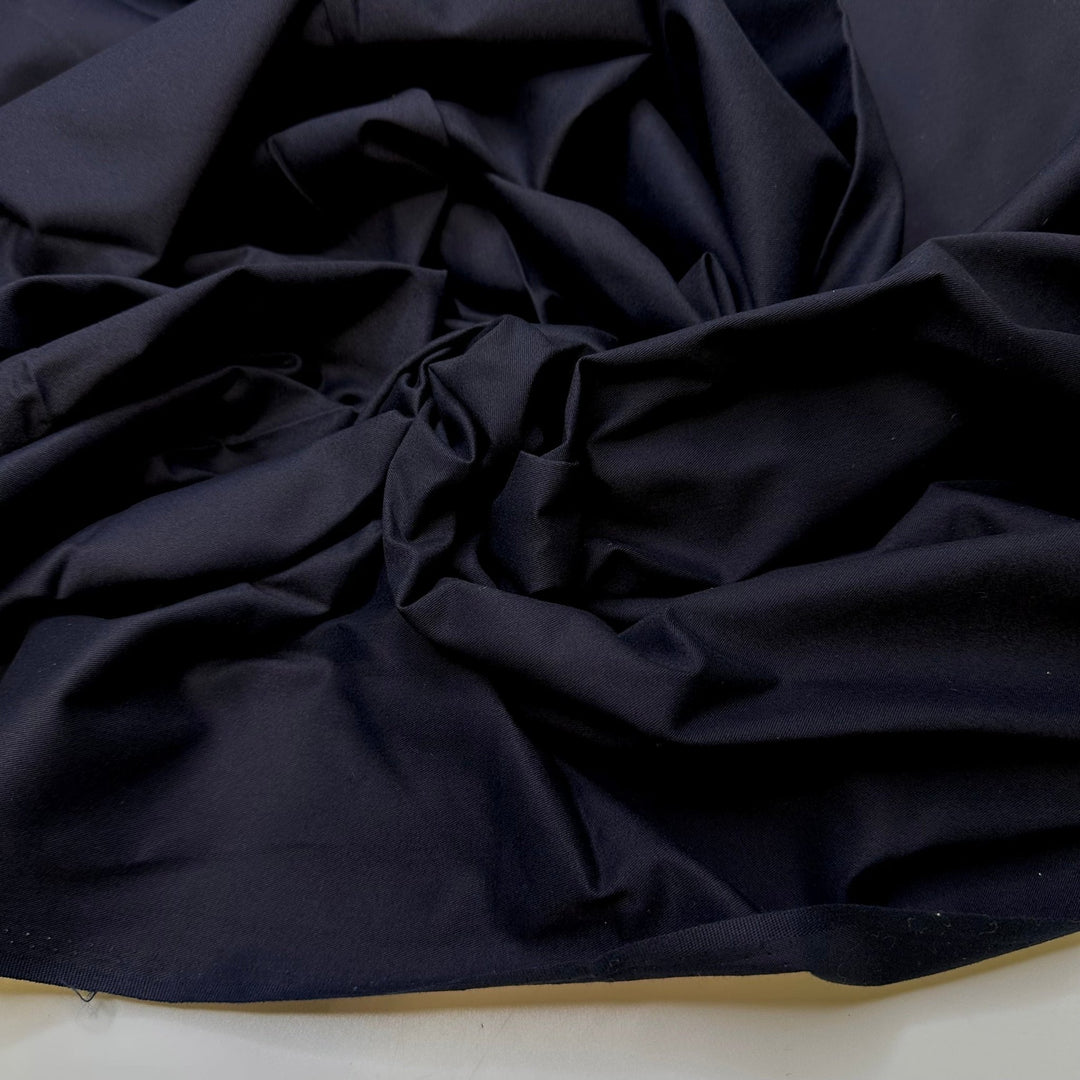 Well Tailored Suit - Cotton Woven - Dark Navy - 4.15M Bundle - True Deadstock fabric Fabric by private - Sustainable Textile | FABCYCLE