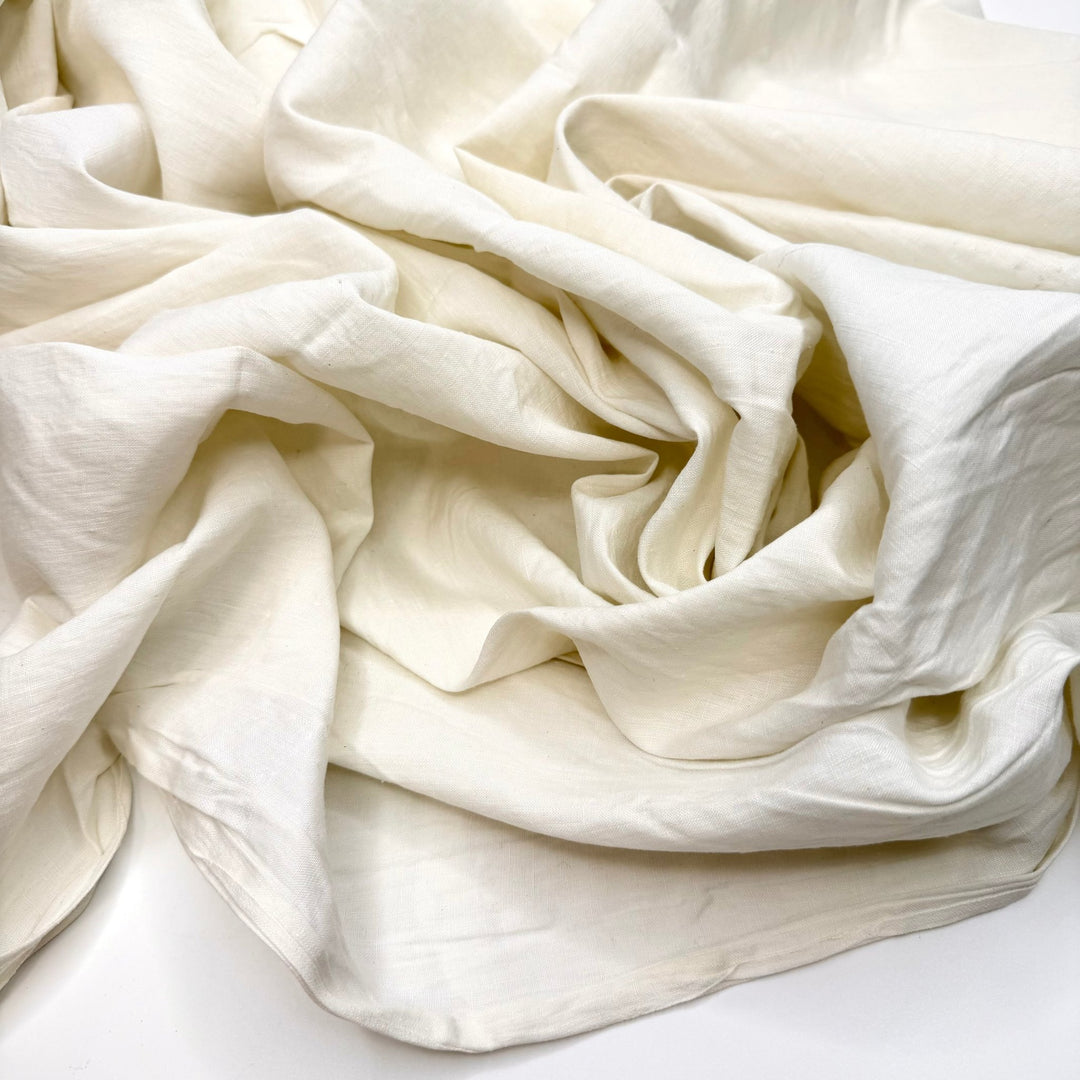White Sand Beach - Cotton Woven - Light Cream/White - 2.75M Bundle - True Deadstock fabric Fabric by private - Sustainable Textile | FABCYCLE