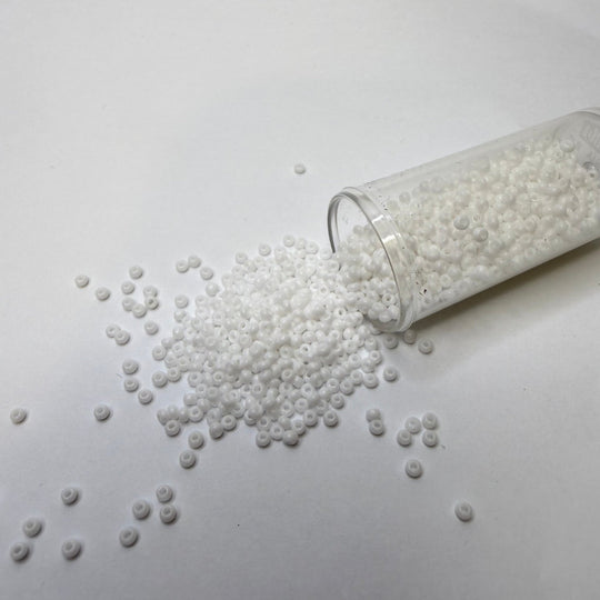 Winter White Seed Beads Beads - White - 400 Pack - True Deadstock supplies Fabric by private - Sustainable Textile | FABCYCLE