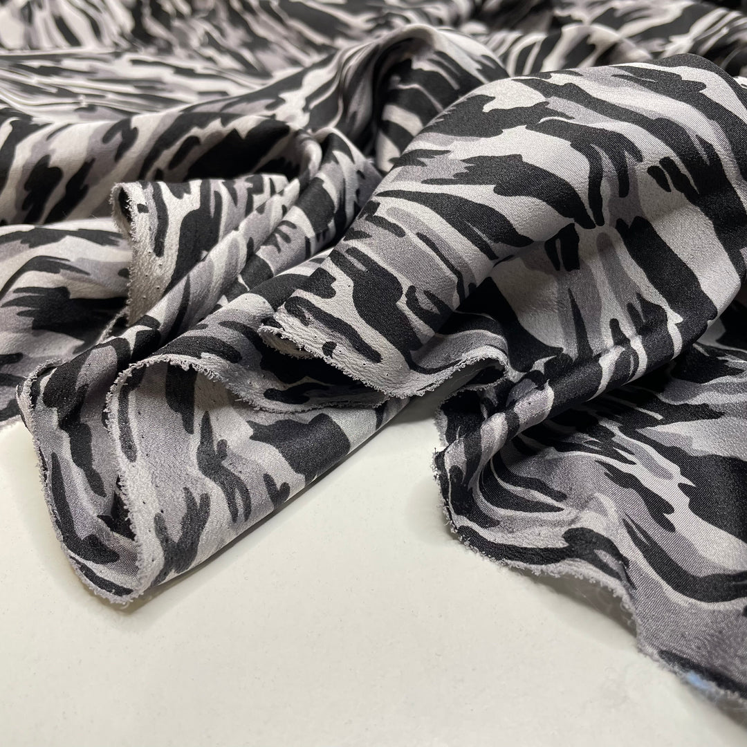 UB - Grayscale Color By Number - Poly Woven - Black/Grey Abstract - 2M Bundle (6706063310961)