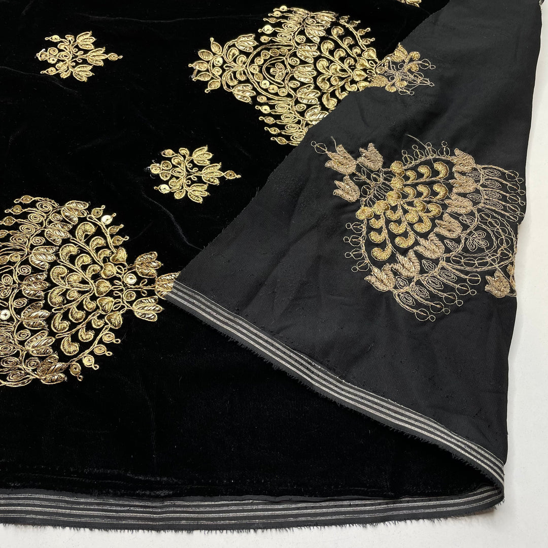 Yennifer - Metallic Embroidery, Sequins Velvet Poly Woven - Black/Gold Damask - 1.6M Bundle (6793861169265)