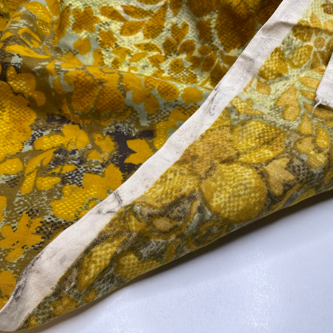 UB - Queen Bee - Scotchguard, Vintage Cotton Woven - Gold Multi Floral - 1.3M Bundle (6806613327985)