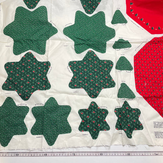 Christmas Tree Centrepiece Panel - Vintage Cotton Woven - Red Multi - 0.9M Bundle (6824981954673)