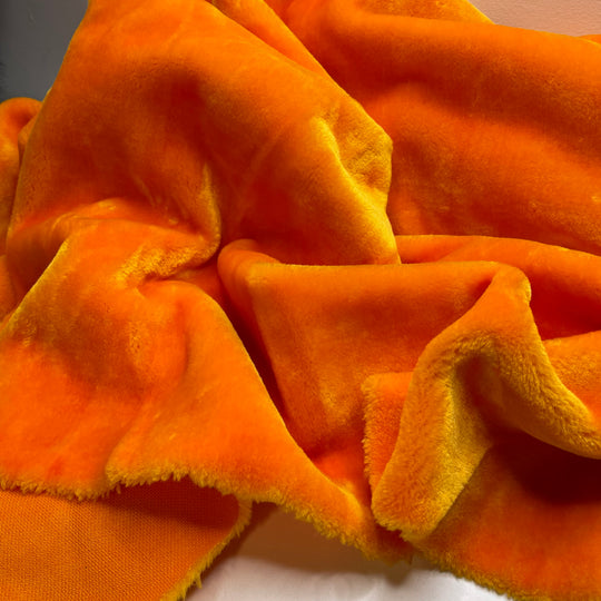 Ladder Stitch - Short Hair Faux Fur Synthetic Knit - Orange - 1.3M Bundle