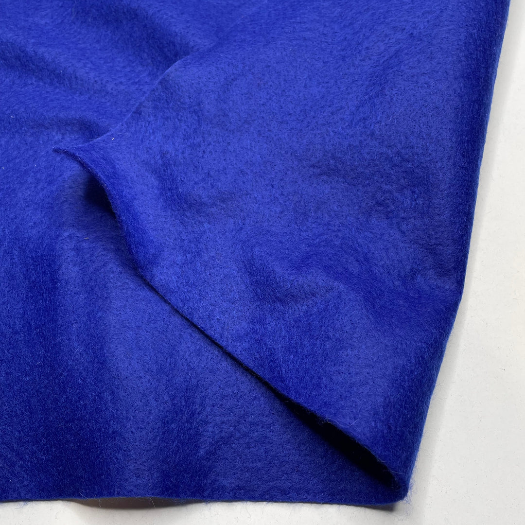 Weft - Felt Acrylic Knit - Blue - 1M Bundle