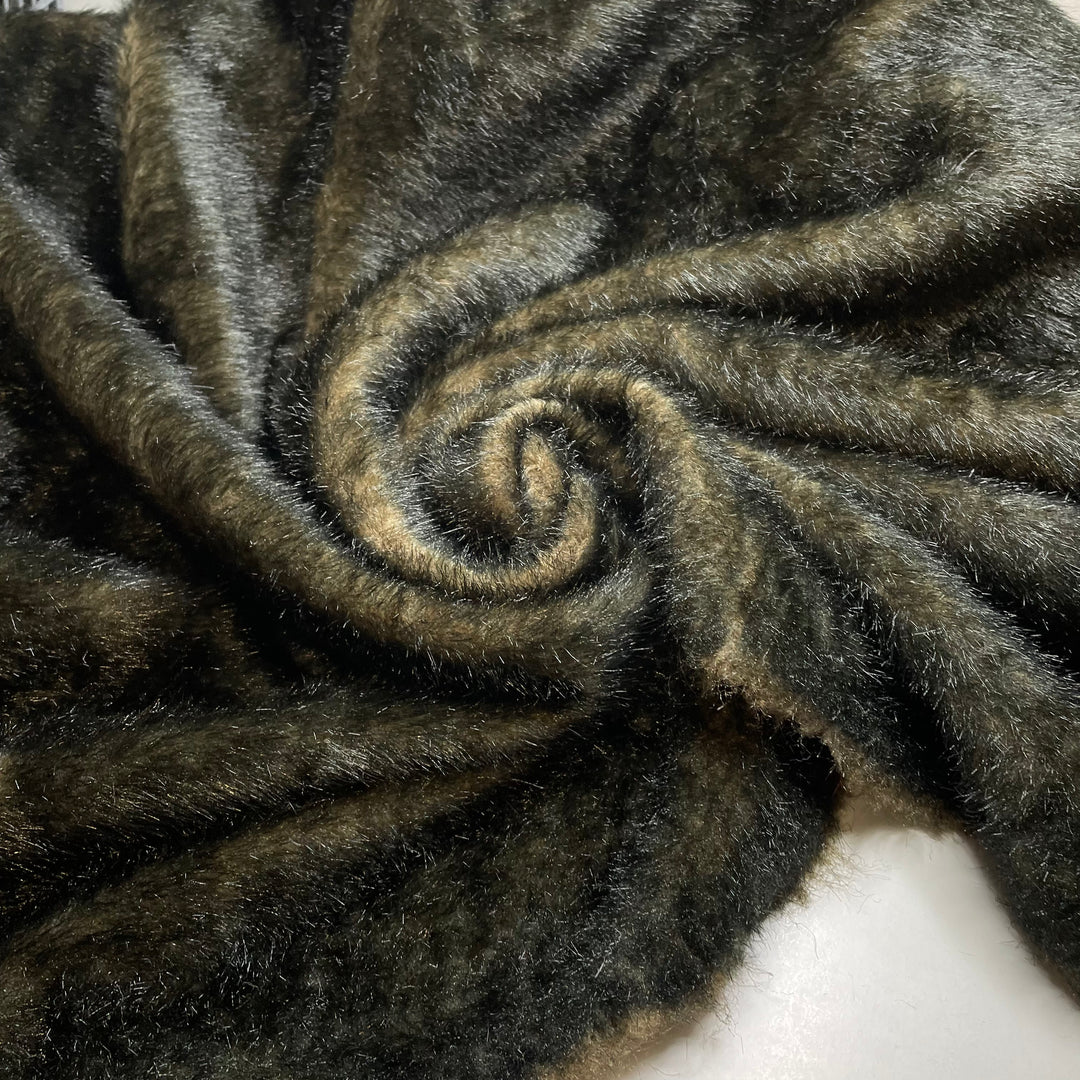 Black Husky - Medium Hair Faux Fur Acrylic Woven - Black/Grey - 1.5M Bundle