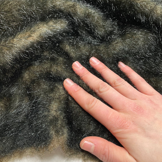 Black Husky - Medium Hair Faux Fur Acrylic Woven - Black/Grey - 1.5M Bundle