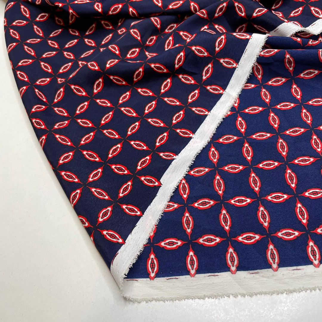 UB - Hypnotic Allure - Poly Woven - Navy/Red Geometric - 4.5M Bundle