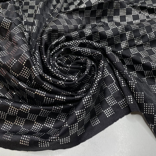UB - Checkmate - Glitter Jersey Polyester Blend Knit - Black/Silver Geometric - 0.9M Bundle