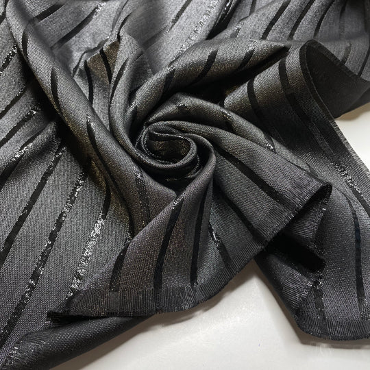 Je Ne Sais Quoi - Poly Woven - Black/Silver Stripes - 2.4M Bundle