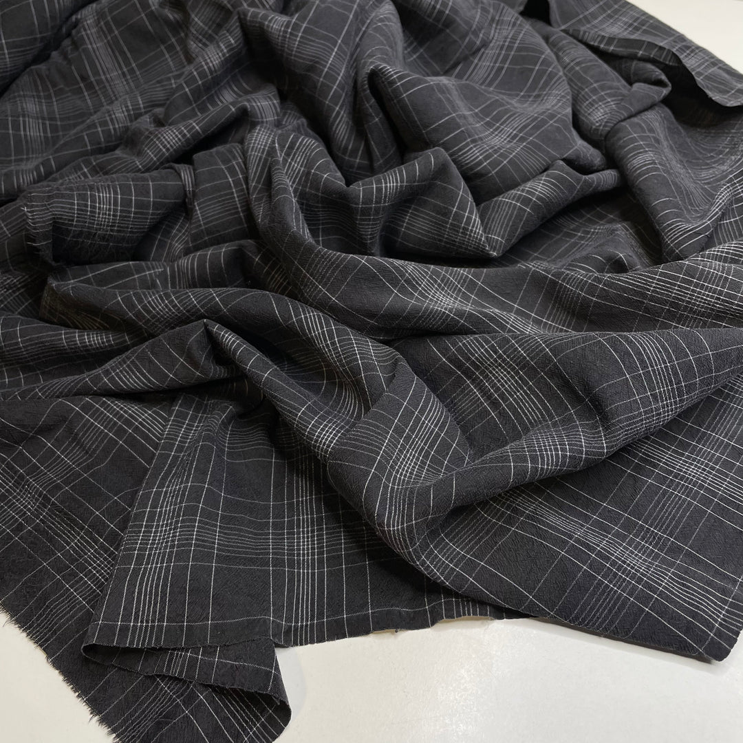 UB - Graph Of Desire - Crinkle Silk Woven - Grey Plaid - 2.8M Bundle