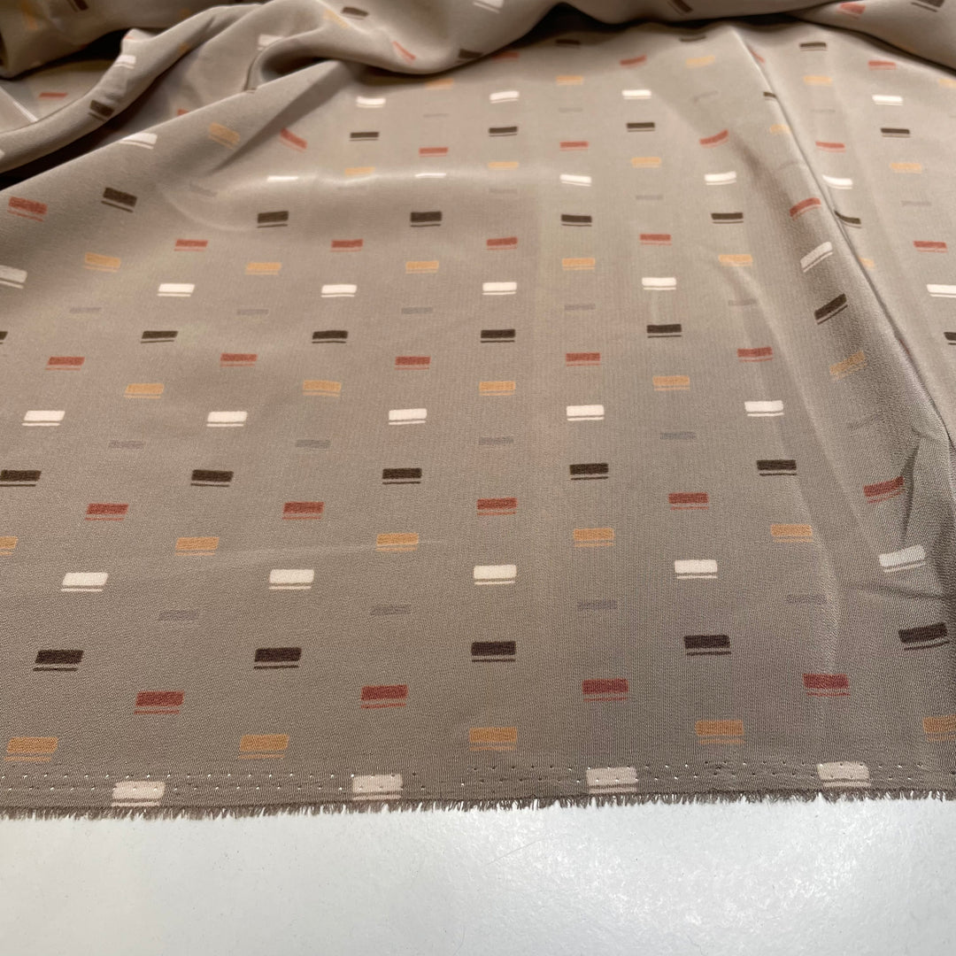 Himalayan Pink Salt Caramel - Poly Woven - Beige Polka Dots - 3M Bundle