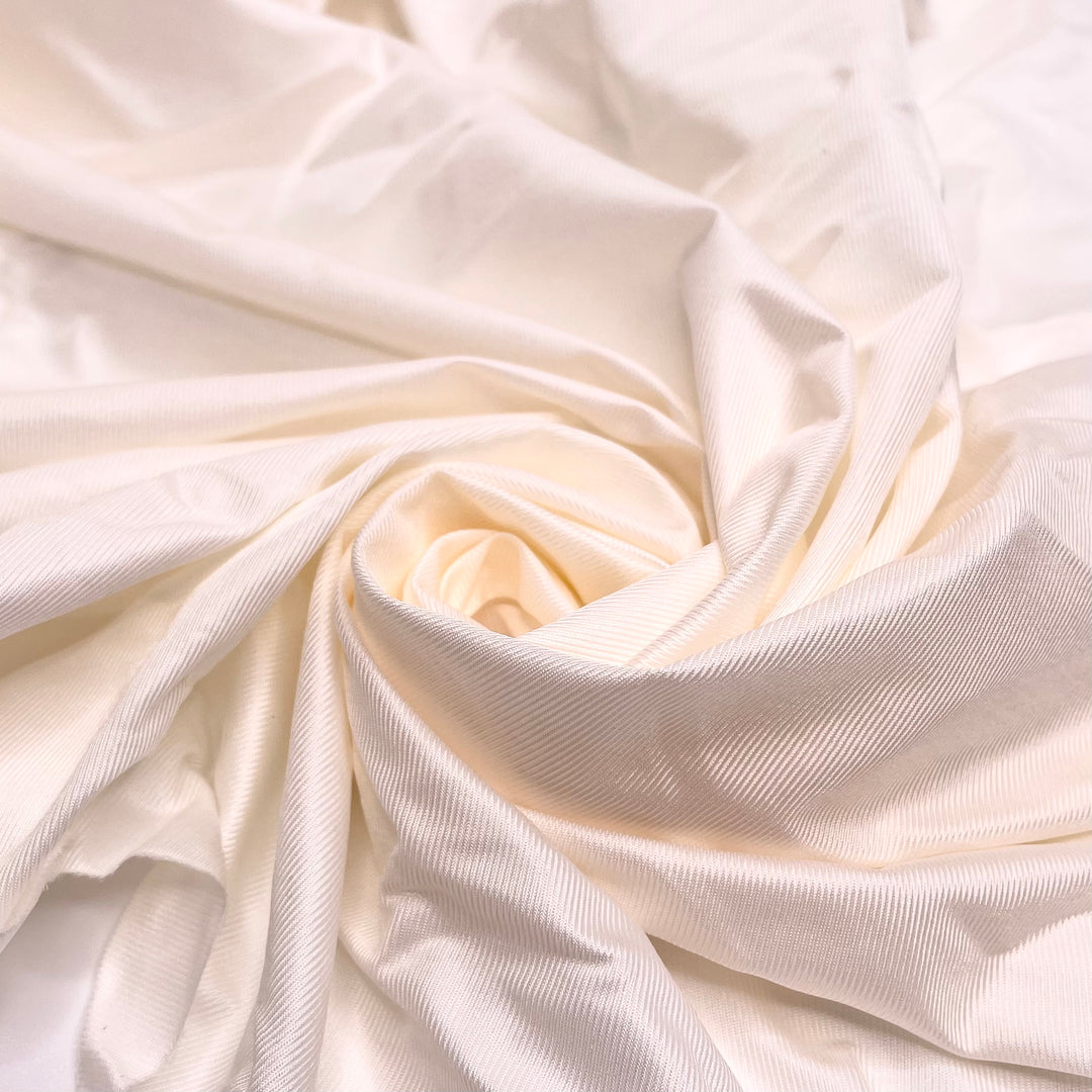 Sleeping Amongst The Clouds - Polyester Blend Knit - Cream/White - Bundles