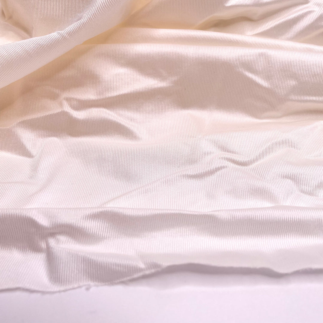 Sleeping Amongst The Clouds - Polyester Blend Knit - Cream/White - Bundles