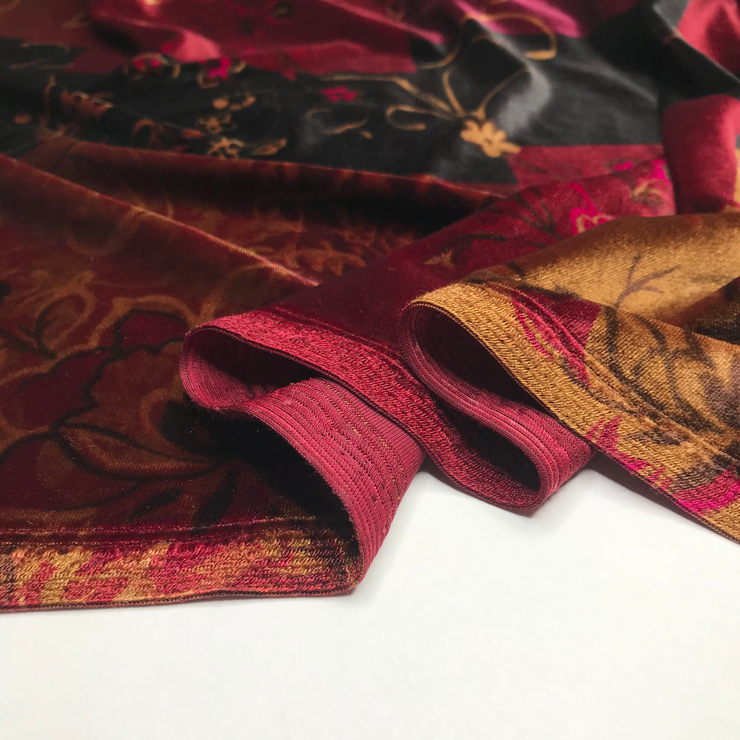 UB- Draculas Garden - Knitted Velour Polyester Blend Knit - Red Multi Abstract - 0.7M Bundle (6579192561777)