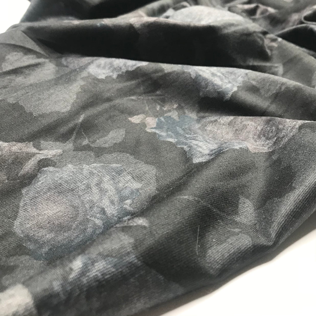 UB- Sweet Dream Bouquet - Poly/Spandex Woven - Black Floral - 3M Bundle (6591610945649)