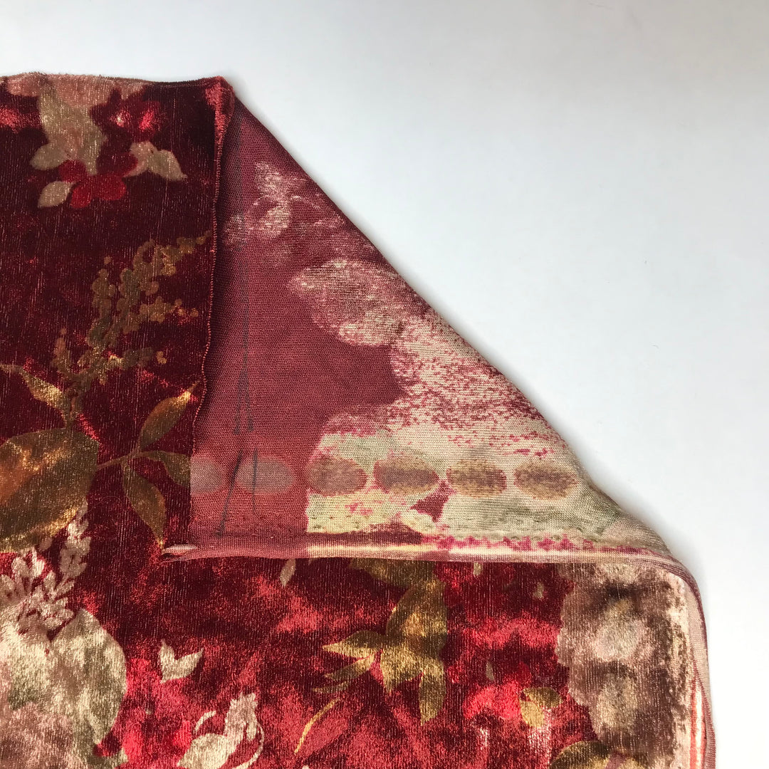 Fancy Tea Party - Knitted Velour Polyester Blend Knit - Burgundy/Beige Floral - 3.5M Bundle (6603376427121)