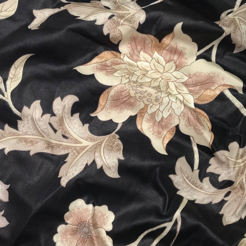 Neutral Lotus - Cotton Blend Woven - Black Multi Floral - 1.6M Bundle (6603808899185)