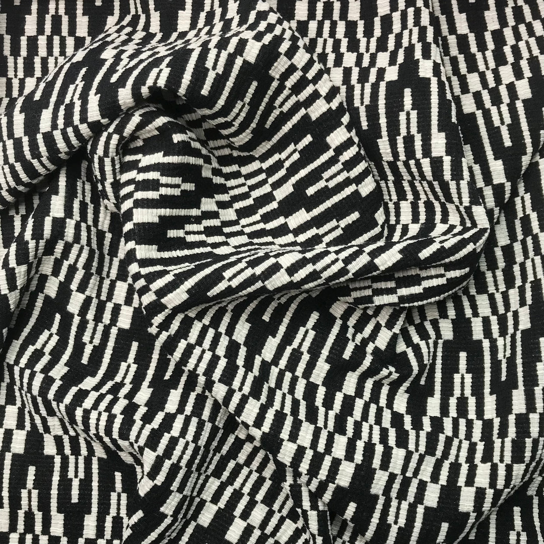 Line Drawn Skyscrapers - Polyester Blend Knit - Black/White Geometric - 0.9M Bundle (6617967427697)